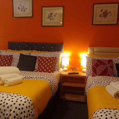 Cosy Stay In Walsall By Ideal Home Bloxwich Εξωτερικό φωτογραφία