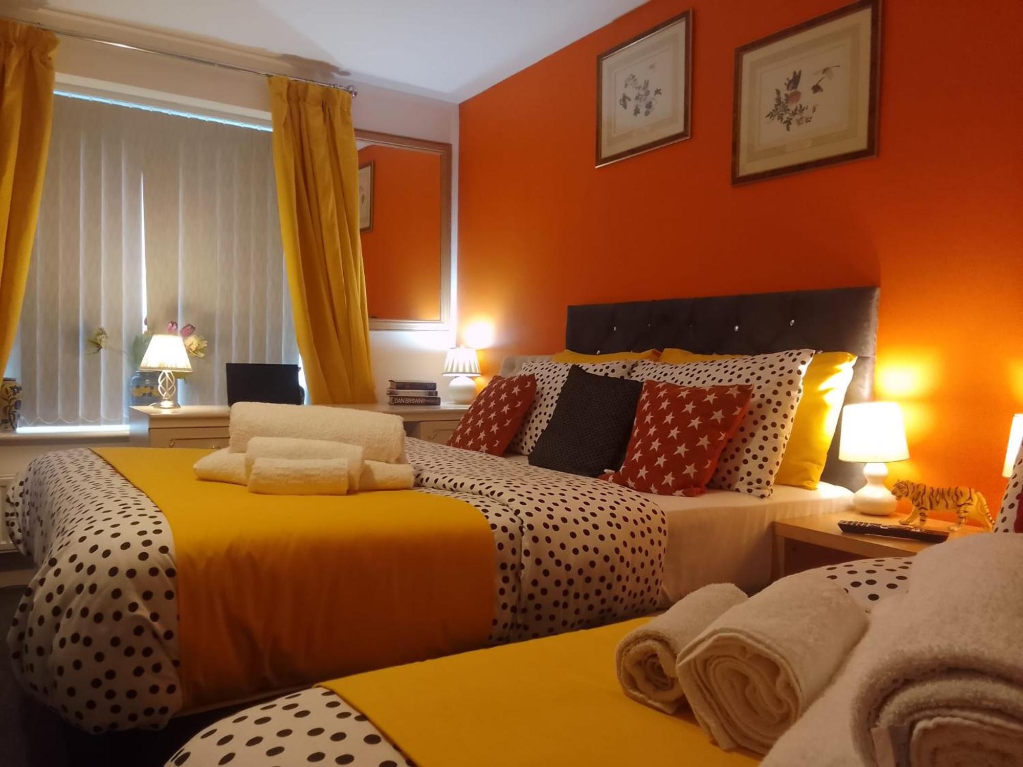 Cosy Stay In Walsall By Ideal Home Bloxwich Εξωτερικό φωτογραφία